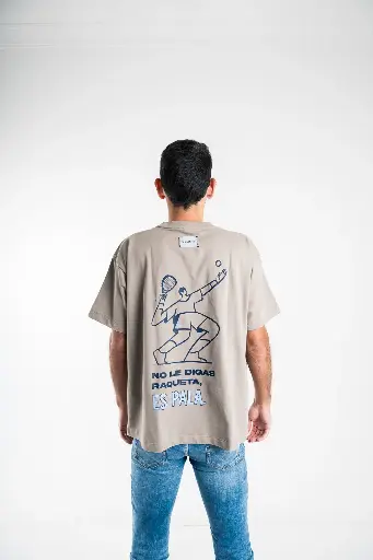 Franela Oversized manga corta cuello redondo "No es Raqueta"
